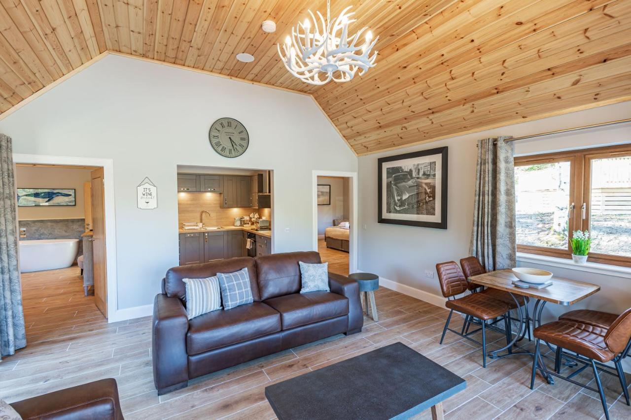 Osprey Lodge 1 With Hot Tub Newton Stewart Extérieur photo