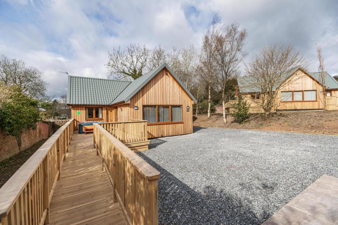 Osprey Lodge 1 With Hot Tub Newton Stewart Extérieur photo
