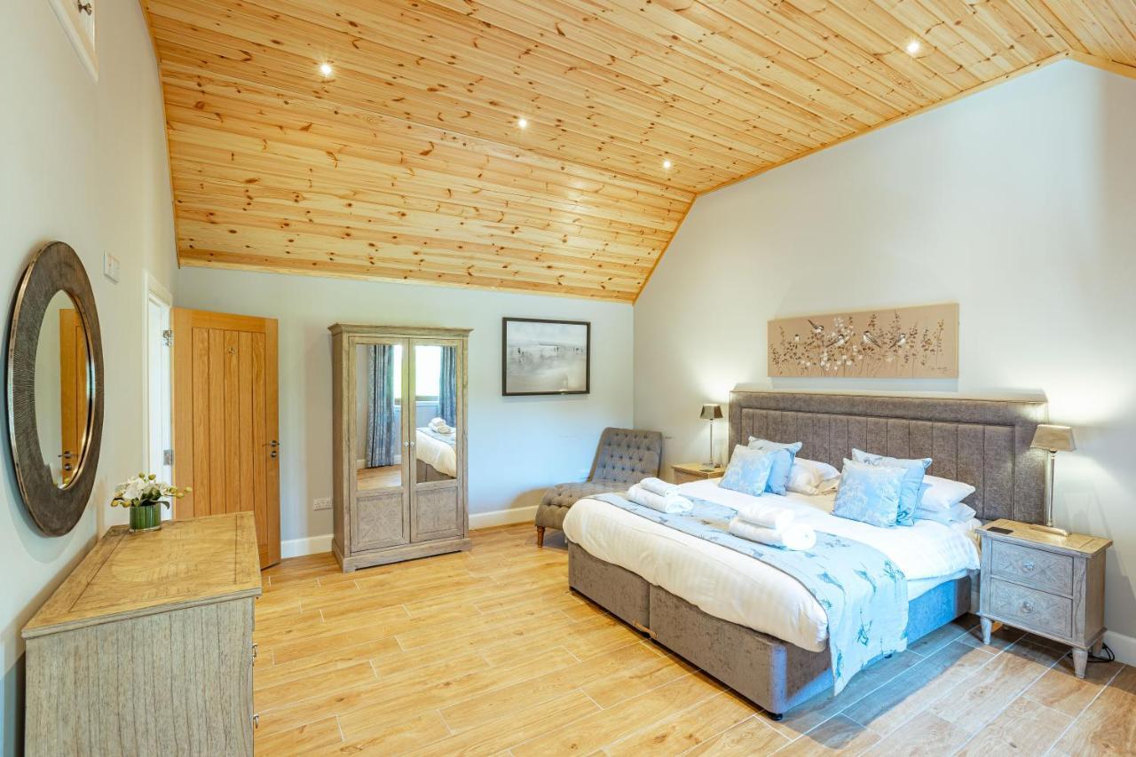 Osprey Lodge 1 With Hot Tub Newton Stewart Extérieur photo