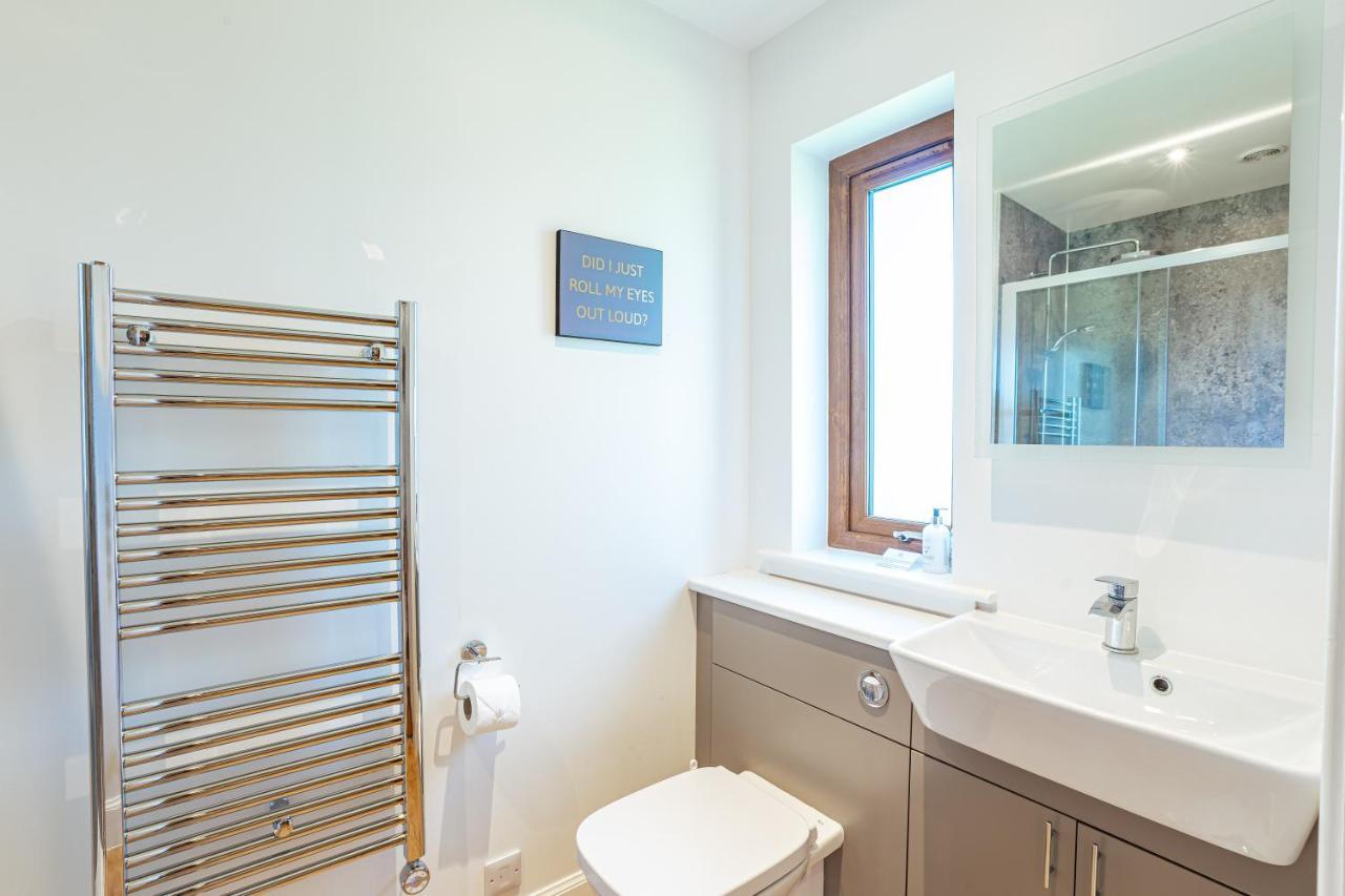 Osprey Lodge 1 With Hot Tub Newton Stewart Extérieur photo